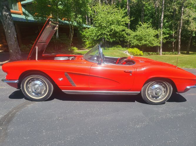 Unknown-Corvette-1962-Roman-Red-8