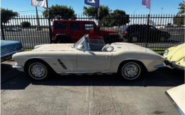 Unknown-Corvette-1962-Tan-Tan