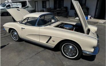Unknown-Corvette-1962-Tan-Tan-4