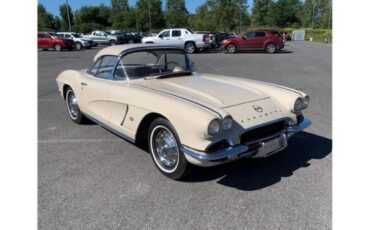 Unknown-Corvette-1962-Tan-Tan-9