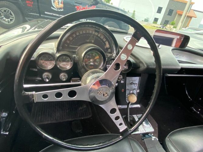 Unknown-Corvette-1962-Triple-Black-Black-15