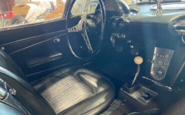 Unknown-Corvette-1962-Triple-Black-Black-16