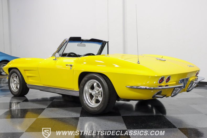 Unknown-Corvette-1963-Chrome-Yellow-Black-1