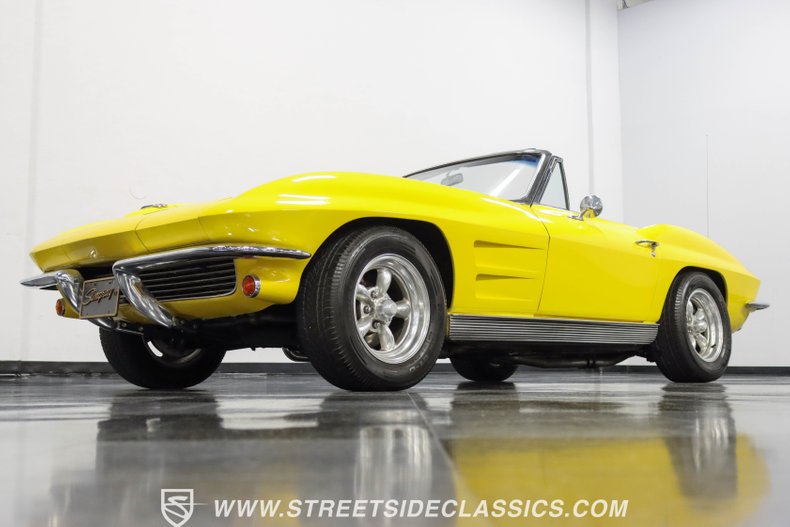 Unknown-Corvette-1963-Chrome-Yellow-Black-12