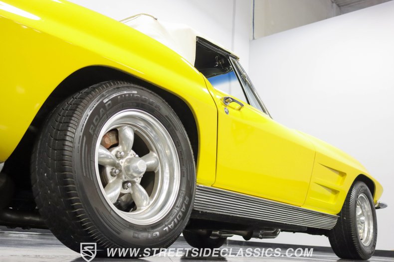 Unknown-Corvette-1963-Chrome-Yellow-Black-13