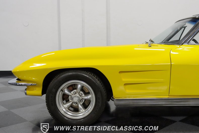 Unknown-Corvette-1963-Chrome-Yellow-Black-32