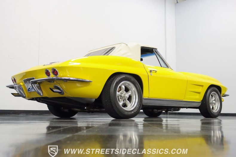 Unknown-Corvette-1963-Chrome-Yellow-Black-4