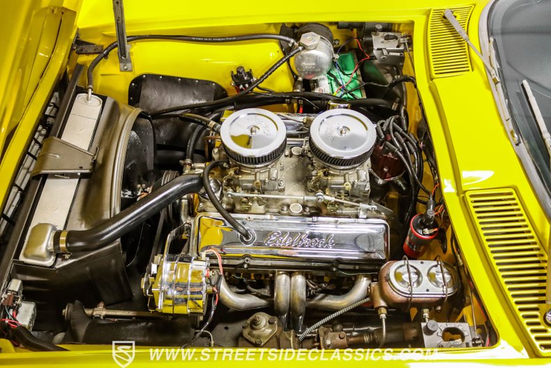 Unknown-Corvette-1963-Chrome-Yellow-Black-48