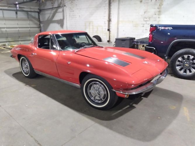 Unknown-Corvette-1963-Riverside-Red-Beige-vinyl-8