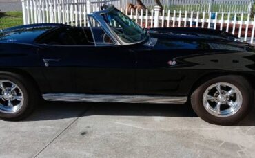 Unknown-Corvette-1963-Tuxedo-black