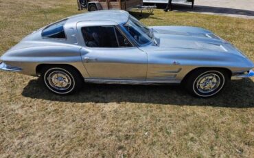 Unknown-Corvette-1963-silver-black-1