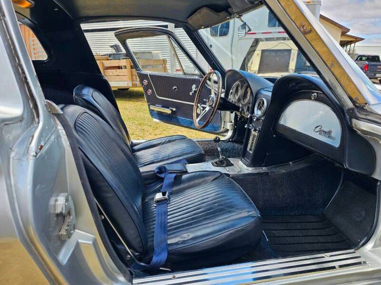 Unknown-Corvette-1963-silver-black-13