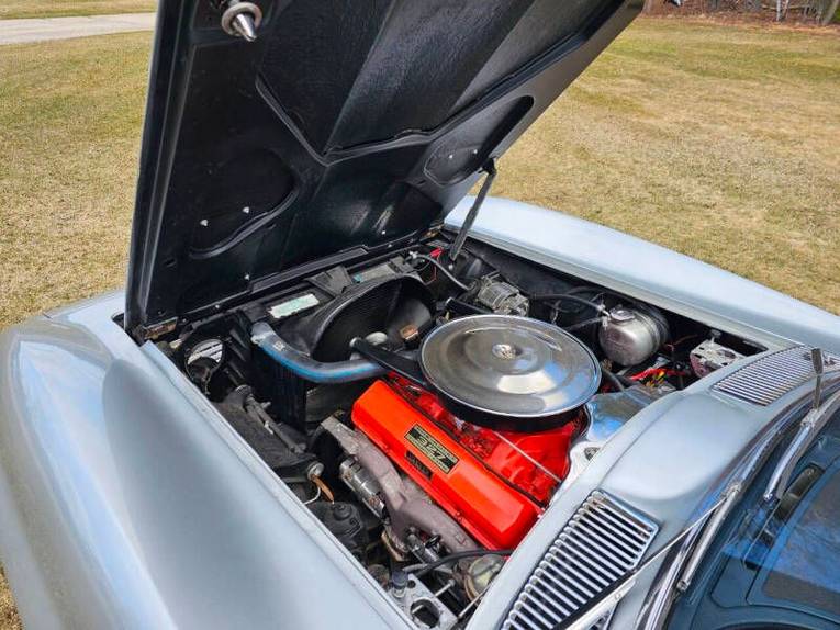 Unknown-Corvette-1963-silver-black-25