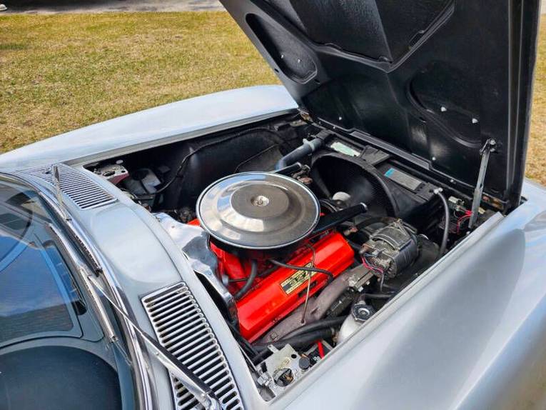 Unknown-Corvette-1963-silver-black-28
