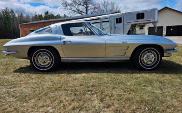 Unknown-Corvette-1963-silver-black-5