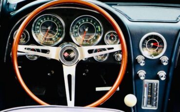 Unknown-Corvette-1964-Blue-23