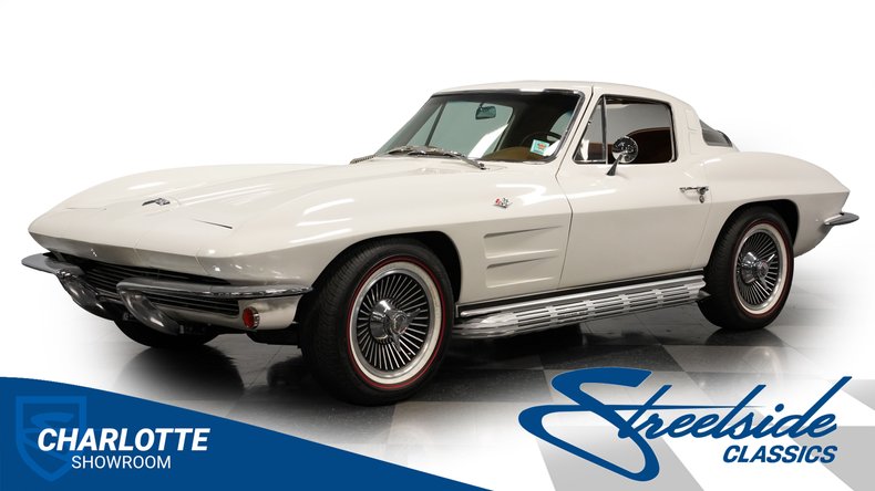 Unknown-Corvette-1964-Ermine-White-Saddle-48