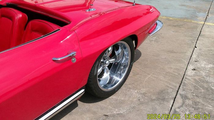 Unknown-Corvette-1964-Gypsy-Red-5