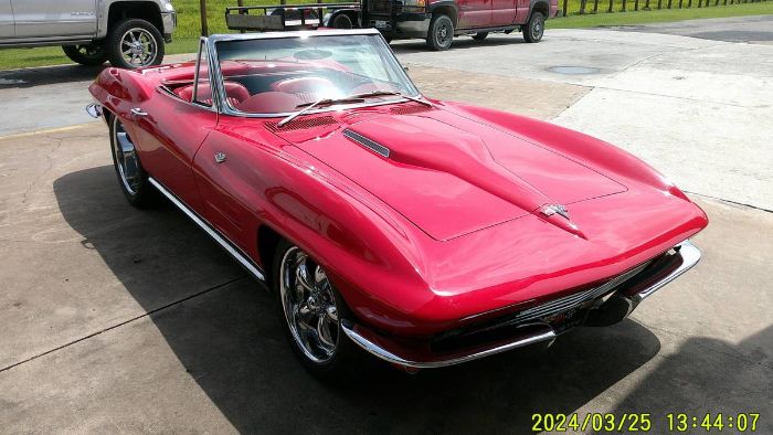 Unknown-Corvette-1964-Gypsy-Red-9