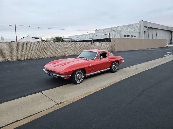 Unknown-Corvette-1964-Red-1