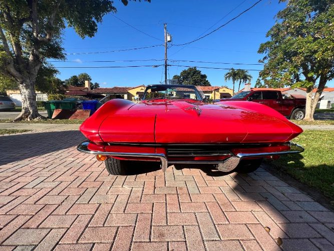 Unknown-Corvette-1964-Red-Velvet-10