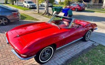 Unknown-Corvette-1964-Red-Velvet-17