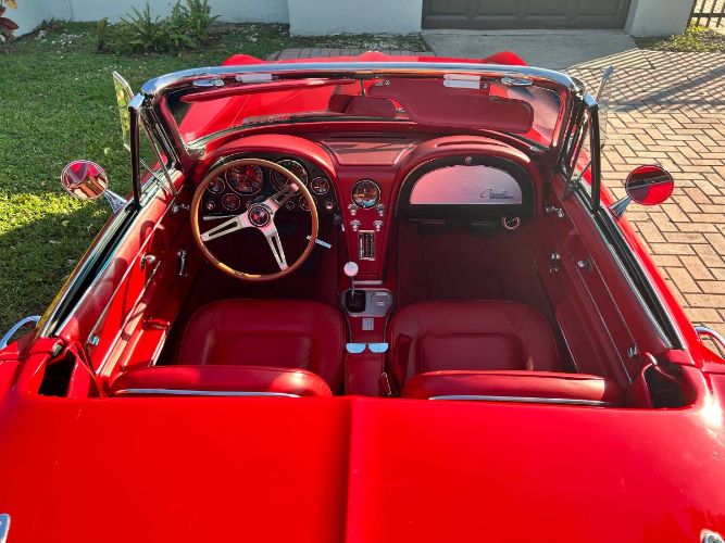 Unknown-Corvette-1964-Red-Velvet-23