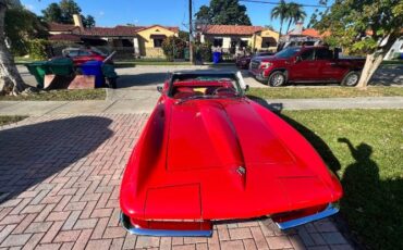 Unknown-Corvette-1964-Red-Velvet-6