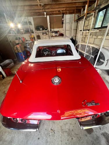 Unknown-Corvette-1964-Red-Velvet-7