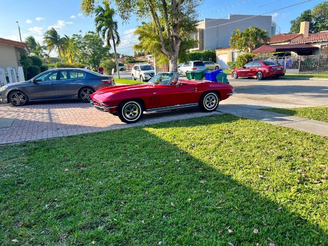 Unknown-Corvette-1964-Red-Velvet-8