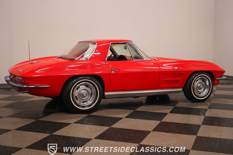 Unknown-Corvette-1964-Riverside-Red-Red-39