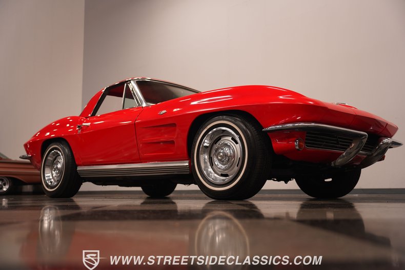 Unknown-Corvette-1964-Riverside-Red-Red-45