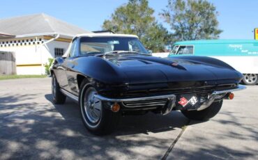 Unknown-Corvette-1964-Tuxedo-black-Black-5