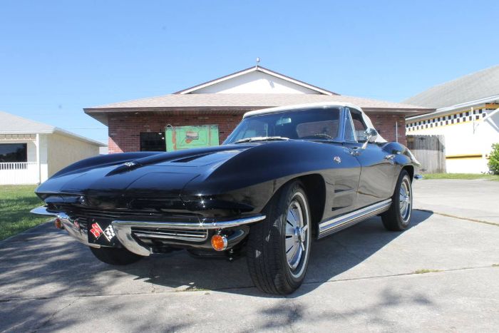 Unknown-Corvette-1964-Tuxedo-black-Black-6