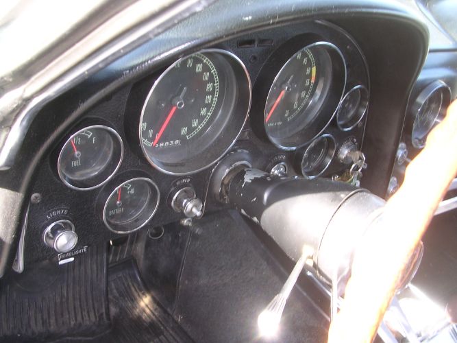 Unknown-Corvette-1965-4
