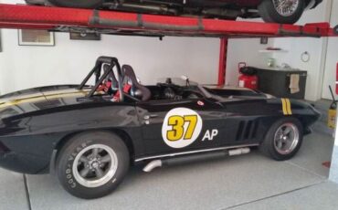 Unknown-Corvette-1965