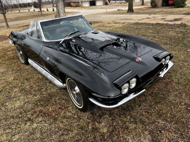 Unknown-Corvette-1965-Black-18