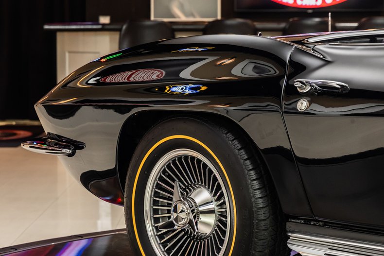 Unknown-Corvette-1965-Black-2