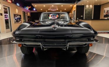 Unknown-Corvette-1965-Black-32