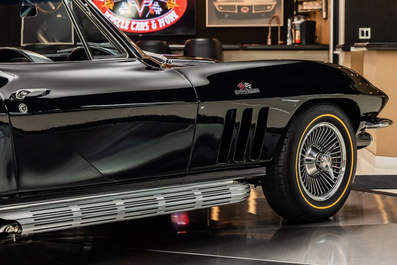 Unknown-Corvette-1965-Black-4
