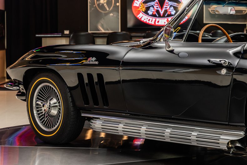 Unknown-Corvette-1965-Black-42