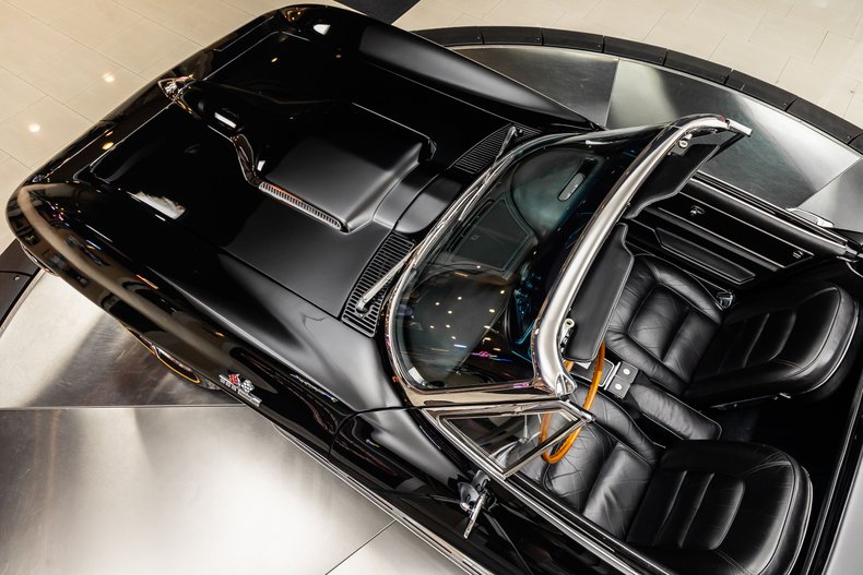 Unknown-Corvette-1965-Black-44