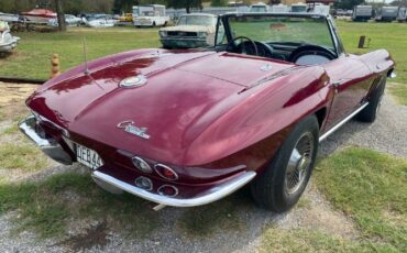 Unknown-Corvette-1965-Burgundy-Black-2