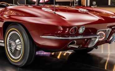 Unknown-Corvette-1965-Burgundy-Maroon-4