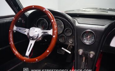 Unknown-Corvette-1965-Rally-Red-Black-12