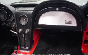 Unknown-Corvette-1965-Rally-Red-Black-13