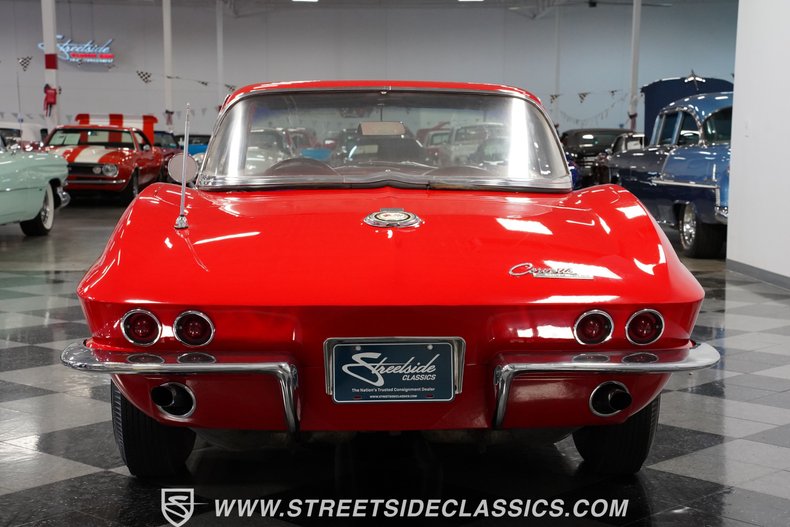 Unknown-Corvette-1965-Rally-Red-Black-13