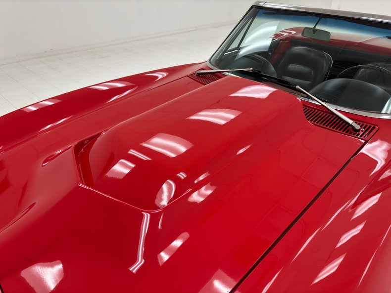 Unknown-Corvette-1965-Rally-Red-Black-14