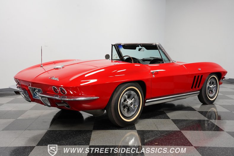 Unknown-Corvette-1965-Rally-Red-Black-15