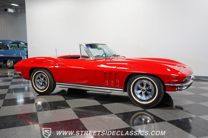 Unknown-Corvette-1965-Rally-Red-Black-18